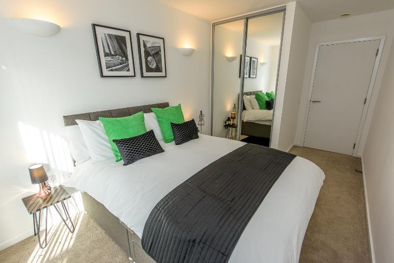 Approved Serviced Apartments Skyline Manchester Exterior foto