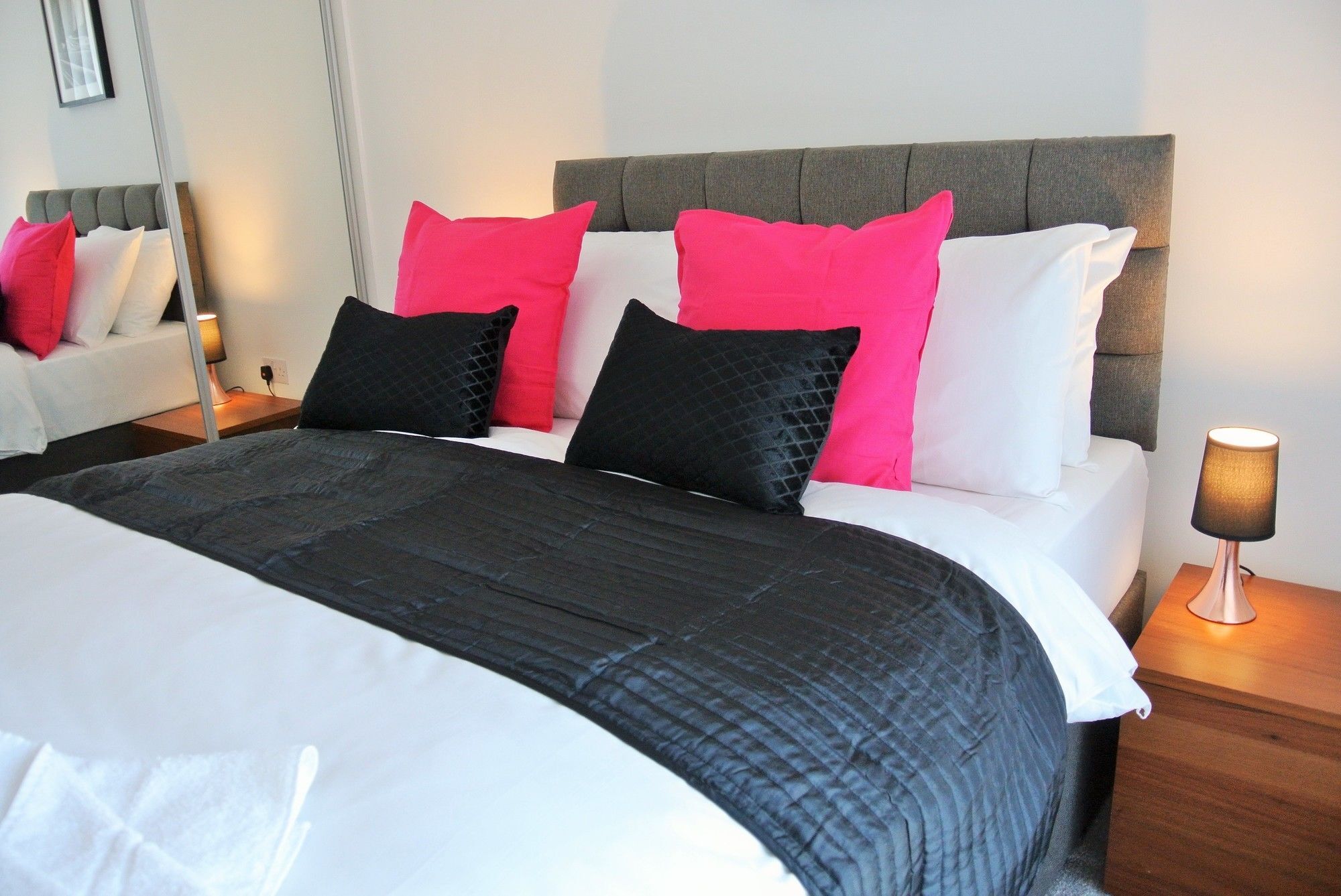 Approved Serviced Apartments Skyline Manchester Exterior foto